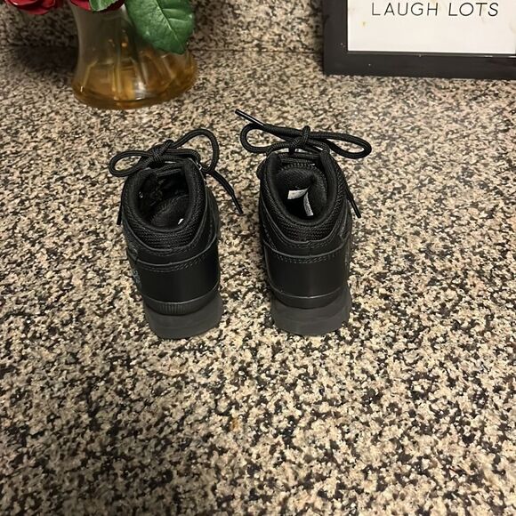 Timberland Kids Black Boots - Picture 3 of 6